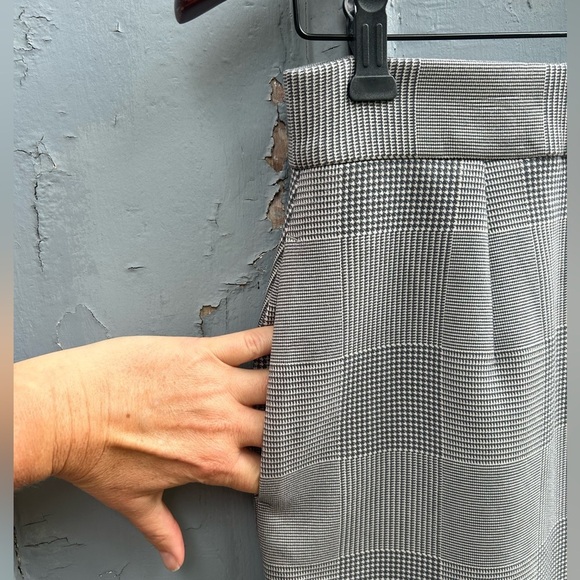 Leze the label Laurina skirt, small - Picture 6 of 8